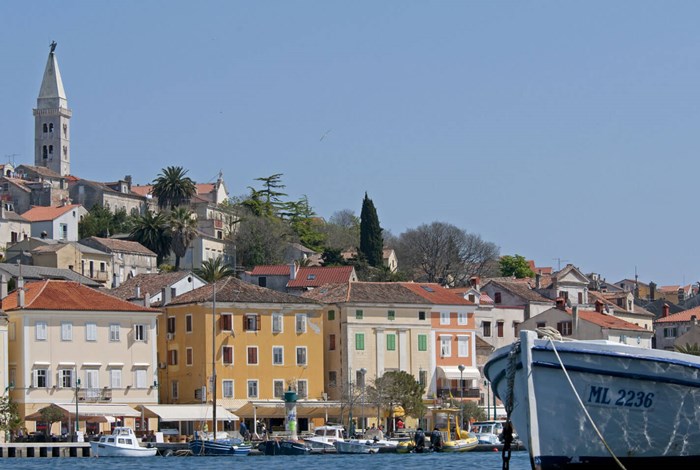 The large sheltered harbour at Mali Losinj