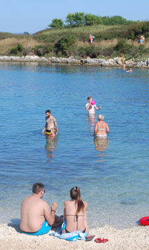 Liznjan beach swim