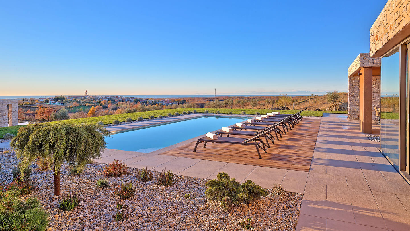 Villa Vivaldi with far reaching views