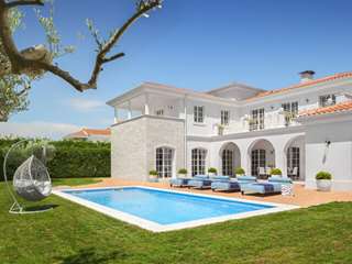 Villa Rayna