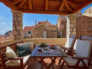 The Roofs Apartment