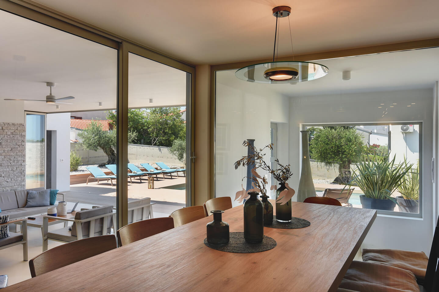 Second dining room leading to open air living area