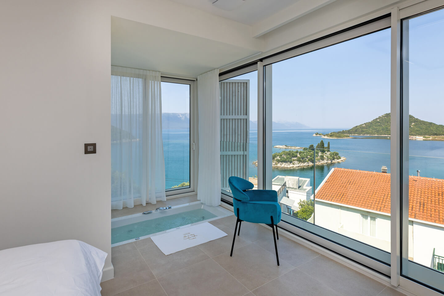 First floor bedroom 1 sea view