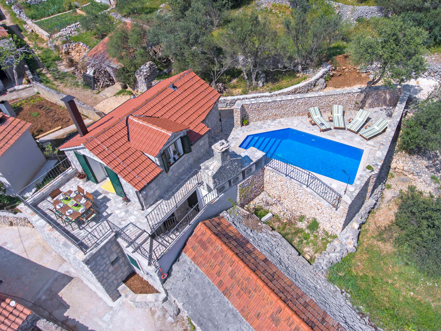 Villa Aria - Aerial view of villa