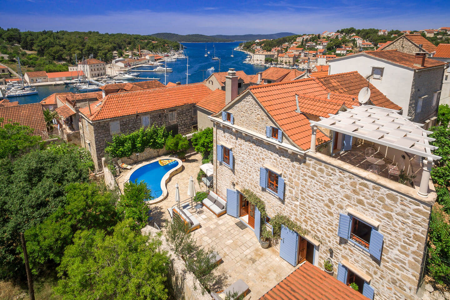 Villa Vicky in Milna, Brac Island