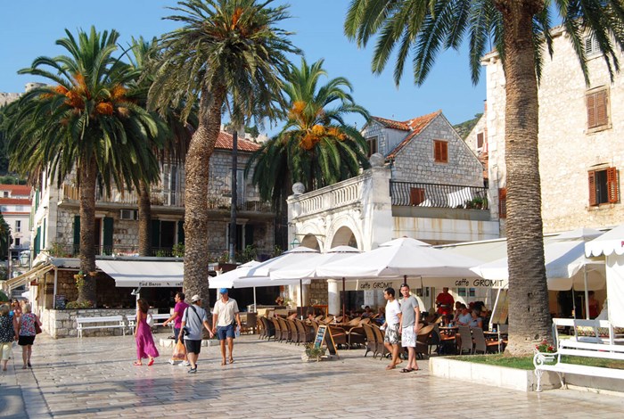 Cafes in Hvar town 