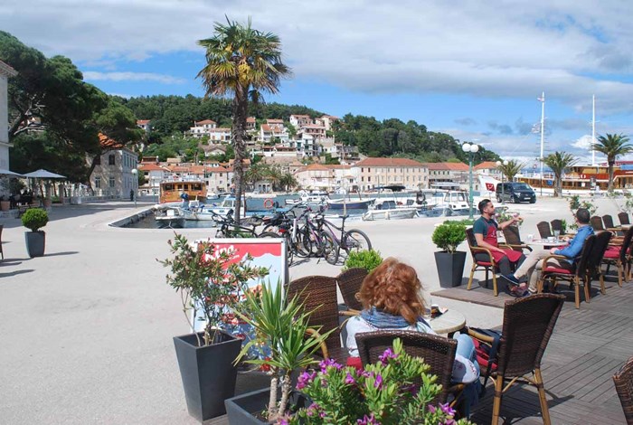 Jelsa harbour