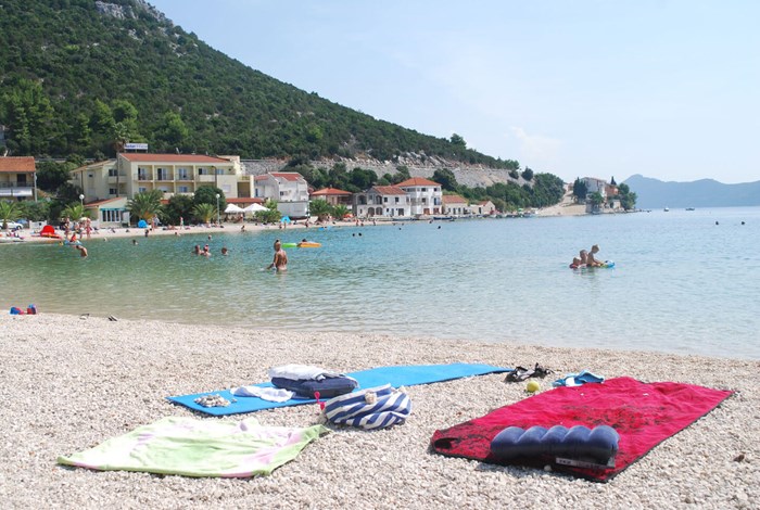 The beach at Klek