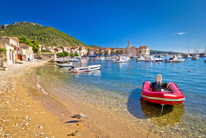 Komiza town beach