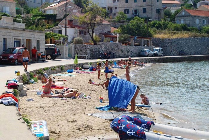 Lumbarda sandy beach