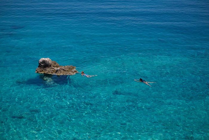 Swinning near Mali Losinj (photo: Antonio Pavela)