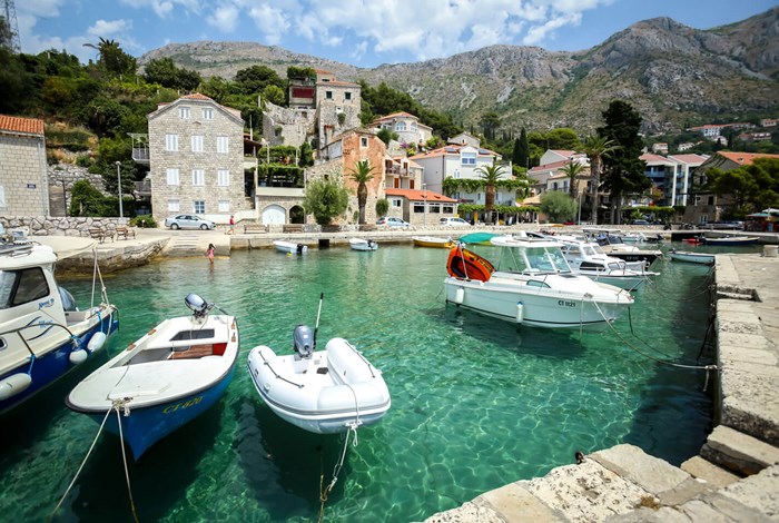 Mlini harbour