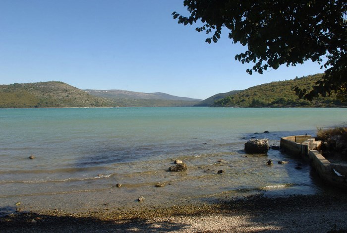 Beach on the Rasa estuary