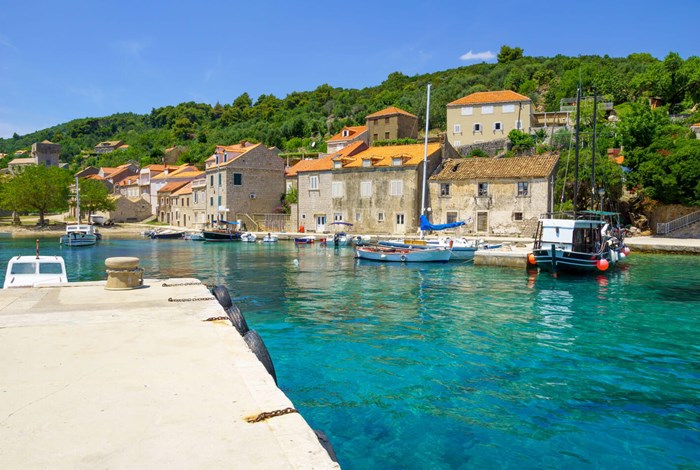 The harbour in Sudjuradj