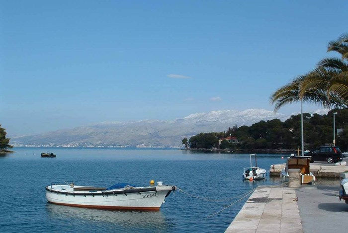 Harbour in Splitska