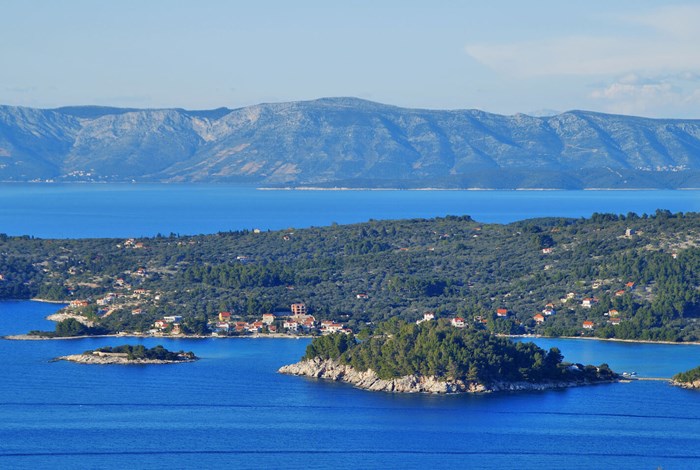 Uvala Gradina - a pretty bay near Vela Luka