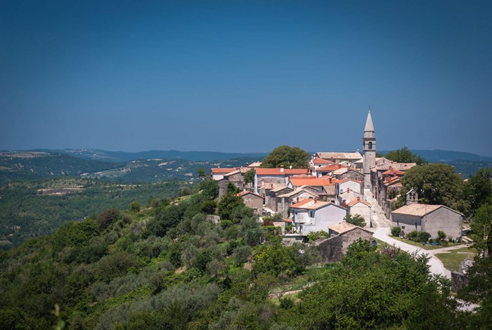 The Hilltop town of Draguc