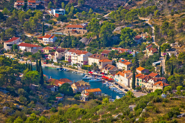Bobovisca village 