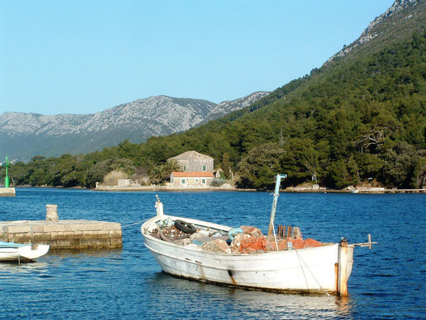 Mali ston fishing boat